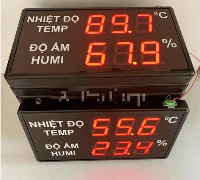 Bảng đèn LED hiển thị nhiệt độ độ ẩm KT: 450x300x90 mm